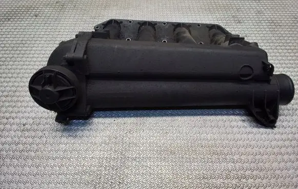 Mercedes-Benz Sprinter W901 W902 W903 W904 Intake manifold A6110900254