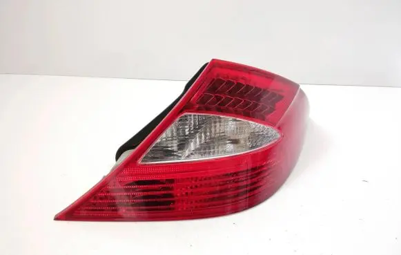 Mercedes-Benz CLS C219 Rear/tail lights A2198200264 427002 427122R