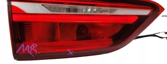 BMW X1 F48 F49 Tailgate rear/tail lights
