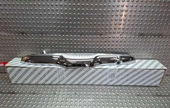 Fiat 500 Trunk door license plate light bar S26337889 0735516207