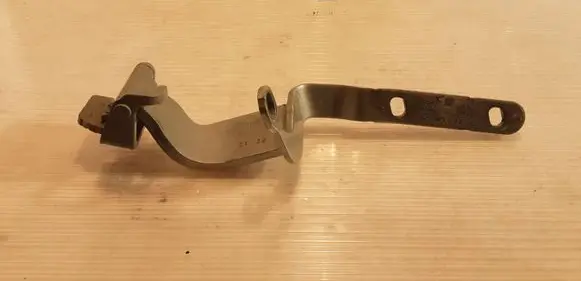 Audi A7 S7 4G Tailgate/trunk/boot hinge 4G8827300