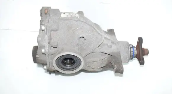 BMW 5 GT F07 Rear differential 7630824 33107630824 7630825