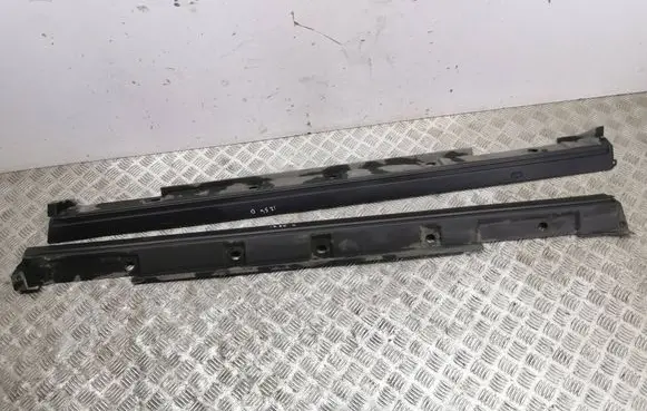 Lexus UX Sill 7585076030