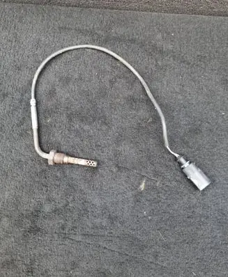 Audi Q7 4L Exhaust gas temperature sensor 059906088BJ 1J0973802 059906088CL