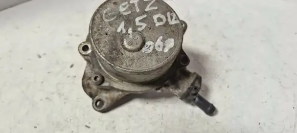 Hyundai Getz Vacuum pump 288102a100
