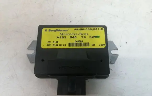 Mercedes-Benz ML W163 Transfer box differential control unit A1635457932