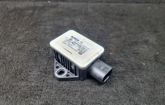 Audi A6 S6 C6 4F ESP acceleration yaw rate sensor 8E0907637B 0265005618