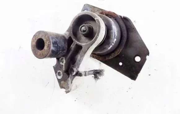 KIA Rio Engine mount bracket