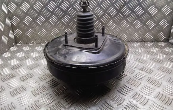 Toyota RAV 4 (XA20) Brake booster 13101011260