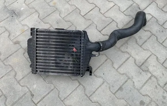 Mercedes-Benz Vito Viano W638 Intercooler radiator