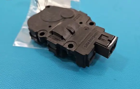 Mercedes-Benz E W213 A/C air flow flap actuator/motor EFB461 IMPRK1562923
