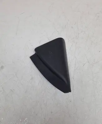 Toyota Yaris XP210 Other rear door trim element 67673K0020