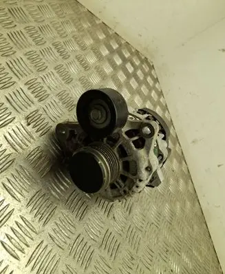 KIA Rio Generator/alternator 3730007500