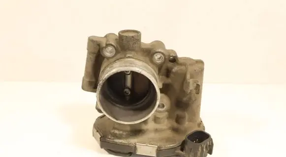 Opel Astra J Throttle body valve 55562270