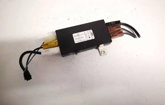 Mercedes-Benz A W169 Antenna control unit a1698200089 50110006