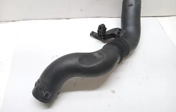 Peugeot 508 II Engine coolant pipe/hose 9820908580
