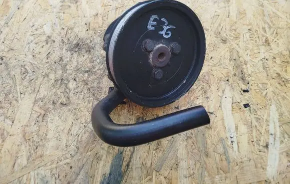 BMW 3 E36 Power steering pump 91128