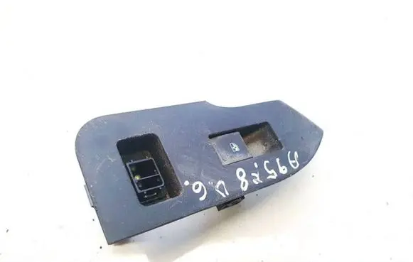 Chevrolet Captiva Electric window control switch 299111753