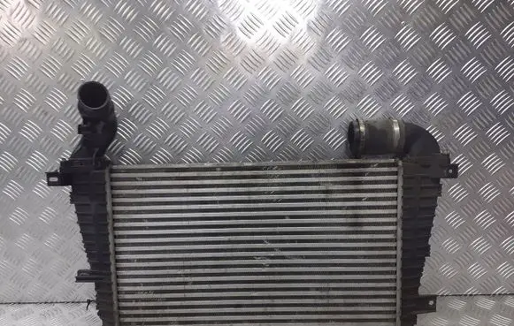 Opel Astra H Intercooler radiator 13152323
