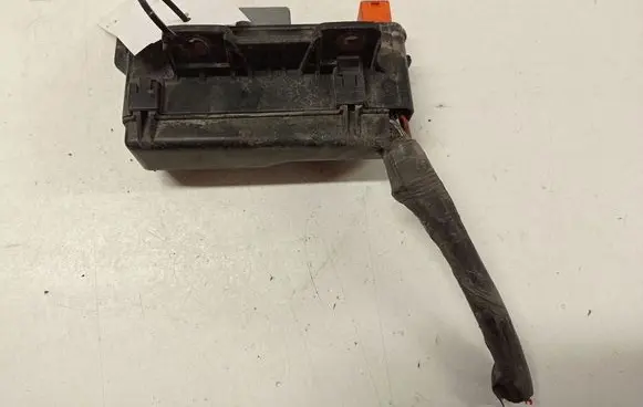 Toyota Corolla Verso AR10 Relay mounting block