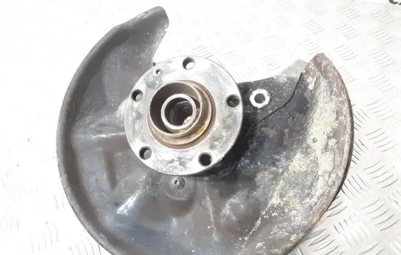 Audi A8 S8 D3 4E Rear wheel hub spindle/knuckle 