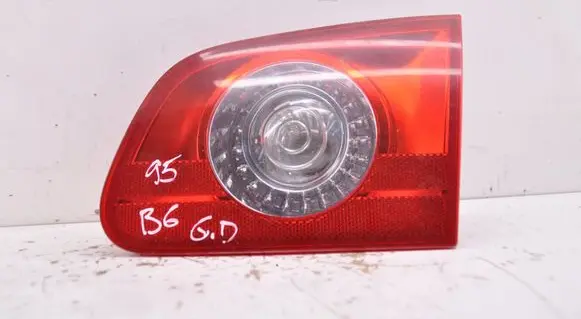 Volkswagen PASSAT B6 Tailgate rear/tail lights 3C9945094