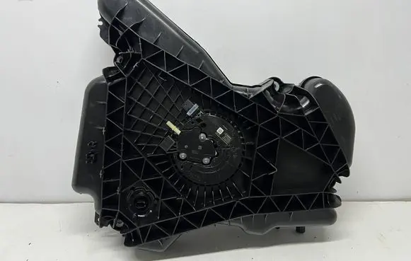 Volkswagen Transporter - Caravelle T7 AdBlue liquid reservoir 7T0131877 5WA131969