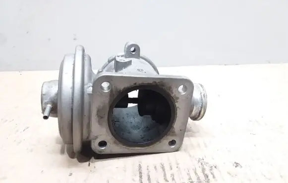 BMW 5 E60 E61 EGR valve 7804380