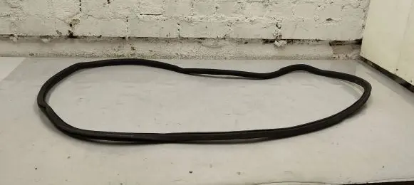 Front door rubber seal