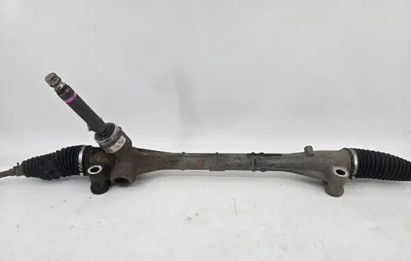 Toyota Avensis T270 Steering rack 4550005040