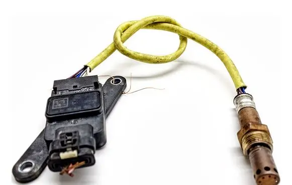 Mercedes-Benz Sprinter W907 W910 Lambda probe sensor A0009059813