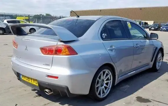 Mitsubishi Lancer Evolution X Roof 