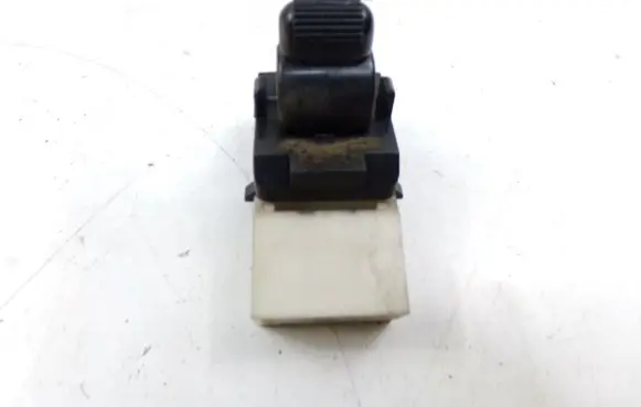Subaru Impreza I Electric window control switch