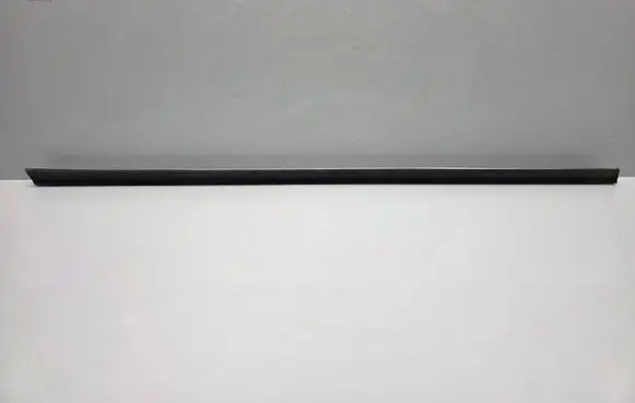 Ford Fiesta Front door trim bar 