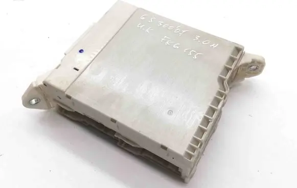 Lexus GS 300 350 430 450H Central body control module 8273030282