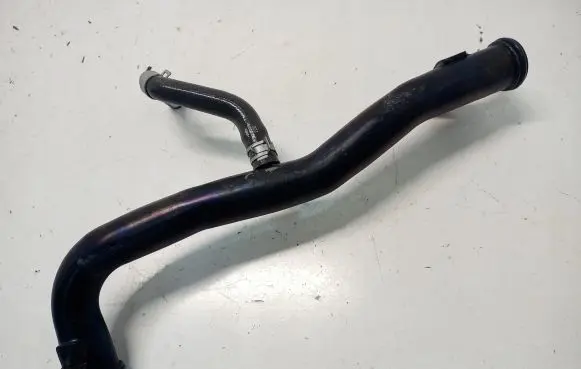Hyundai i30 Engine coolant pipe/hose