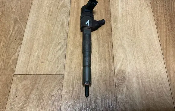 Alfa Romeo 147 Fuel injector 0445110