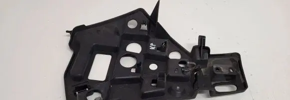 Peugeot 5008 Front bumper mounting bracket 9686181480 C04626091