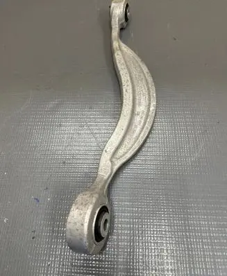 Audi Q7 4M Rear control arm 4M0501531