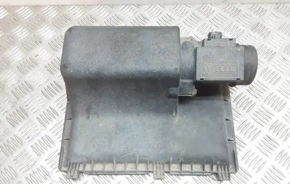 Volkswagen II LT Air filter box cover 074906461 2D0129620