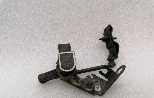 Porsche 911 997 Rear air suspension level height sensor 99763112100