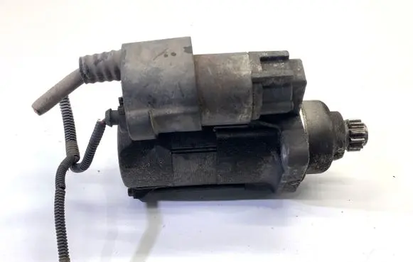 Seat Altea Starter motor 02M911023N