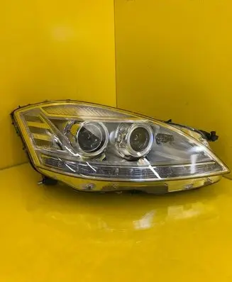 Mercedes-Benz S AMG W221 Headlight/headlamp A2218201439