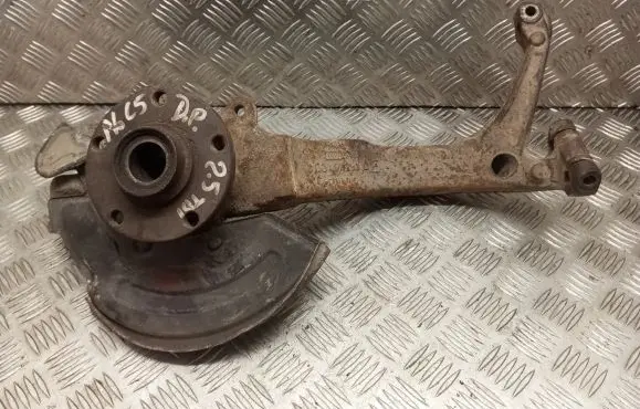 Audi A6 S6 C5 4B Front wheel hub 8D0497258AE