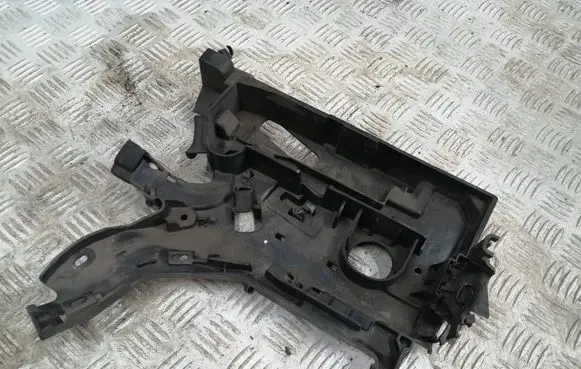 Renault Laguna III Battery box tray 8200456655