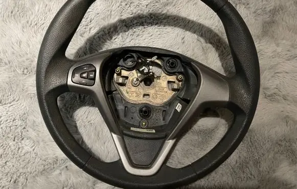 Ford Fiesta Steering wheel 8A613600DG