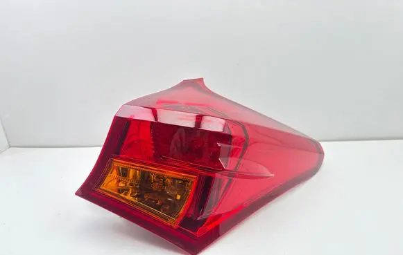 Toyota Auris E180 Rear/tail lights E115809 02259