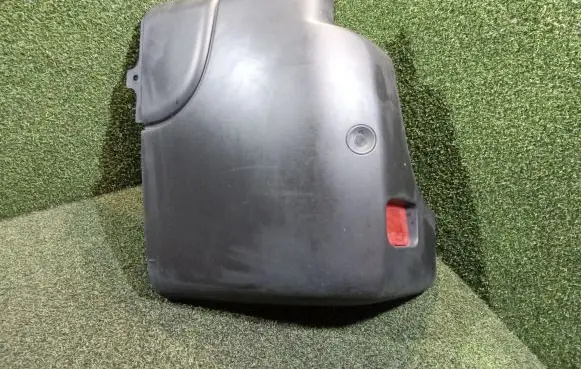 Rear bumper corner part panel trim