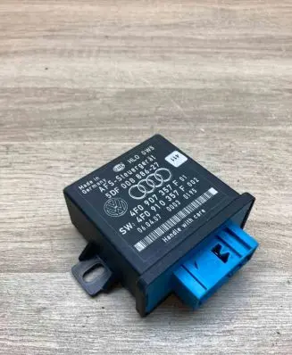 Audi Q7 4L Light module LCM 4F0907357F 4F0910357F