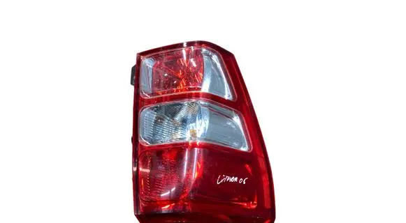 Suzuki Grand Vitara II Rear/tail lights 22059079 1504